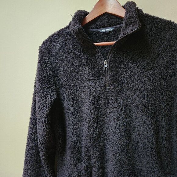 🌻 George black fuzzy sweater / M - Picture 2 of 3